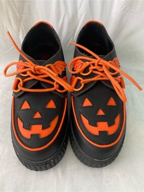 Black & Orange Jack-O-Lantern Creepers
